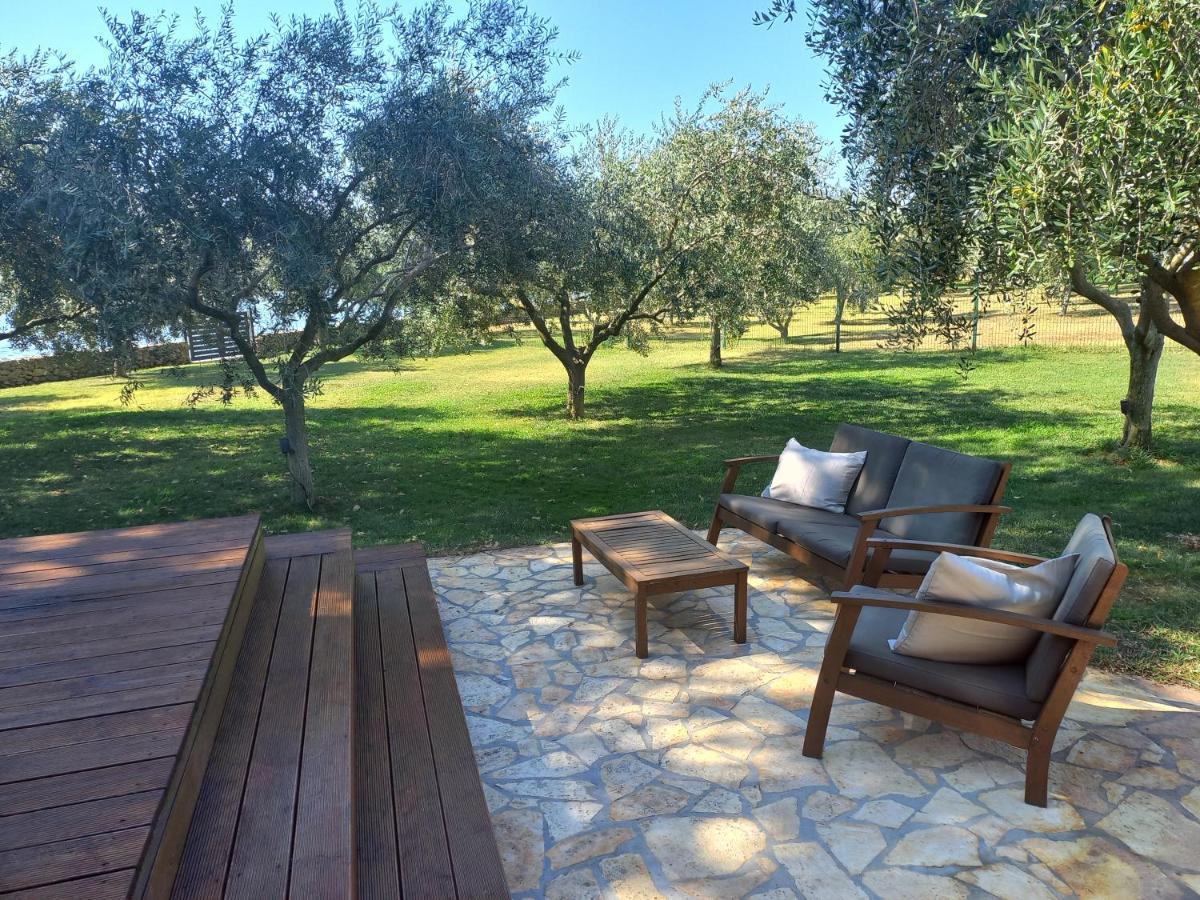 Beach House Ive With Jacuzzi, Pool, Playground And Bbq In An Olive Grove With A Beach, Pomer - Istria Dış mekan fotoğraf