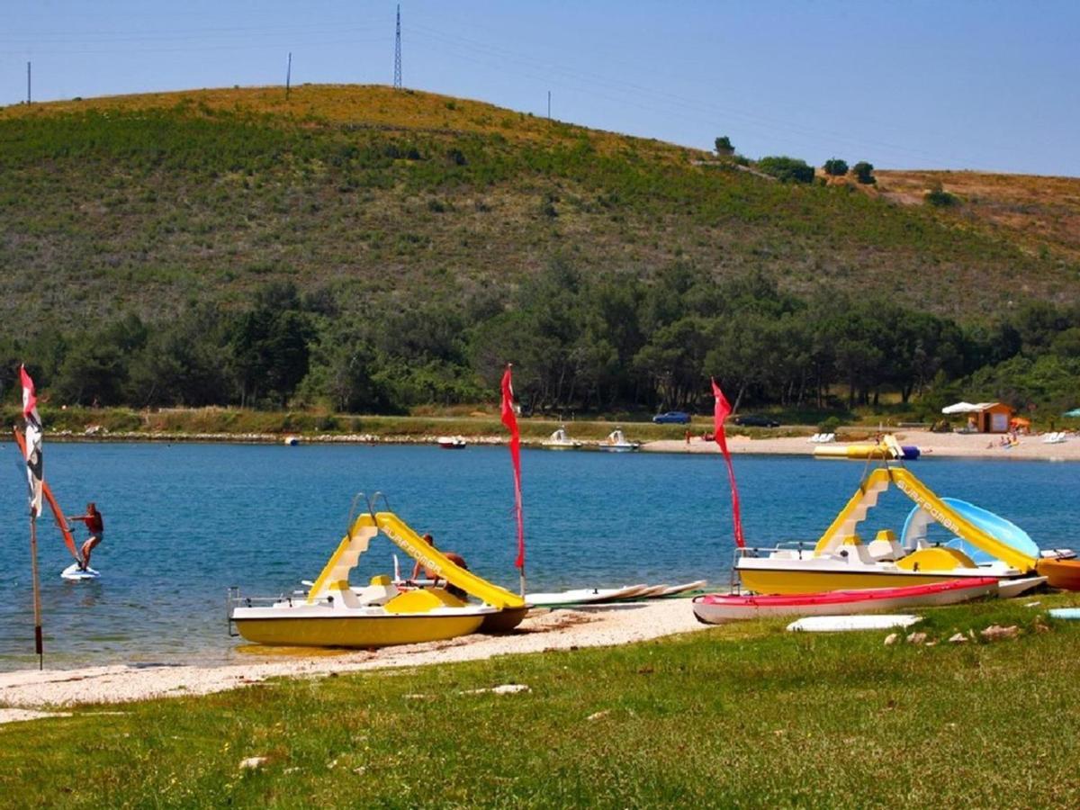 Beach House Ive With Jacuzzi, Pool, Playground And Bbq In An Olive Grove With A Beach, Pomer - Istria Dış mekan fotoğraf